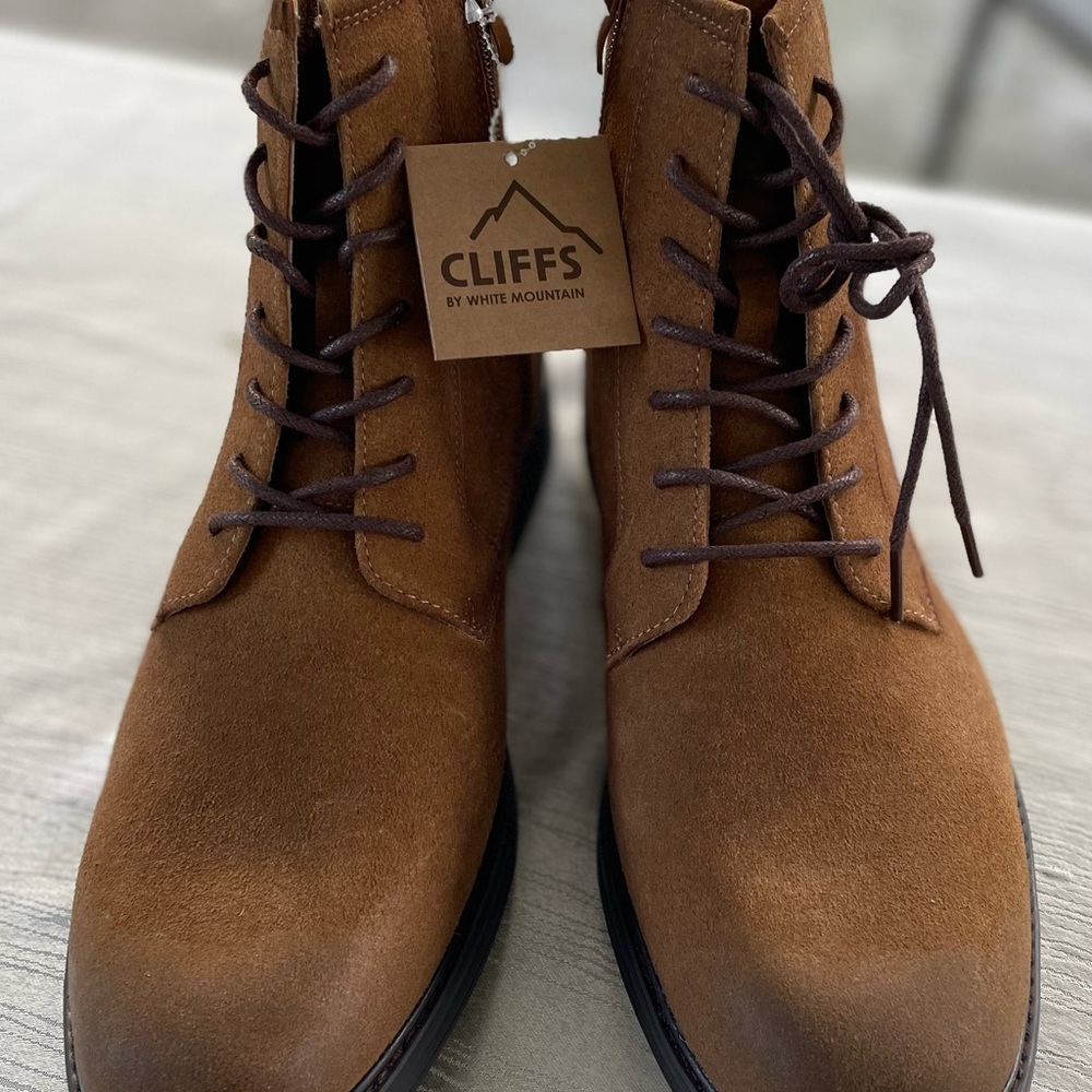 Cliffs by White Mountain Men's Tan Lace-Up Boots
